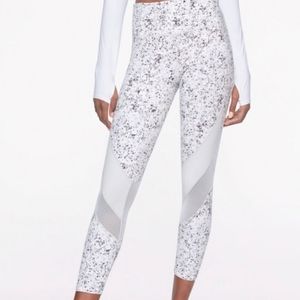 Athleta Salutation Hi rise Leggings